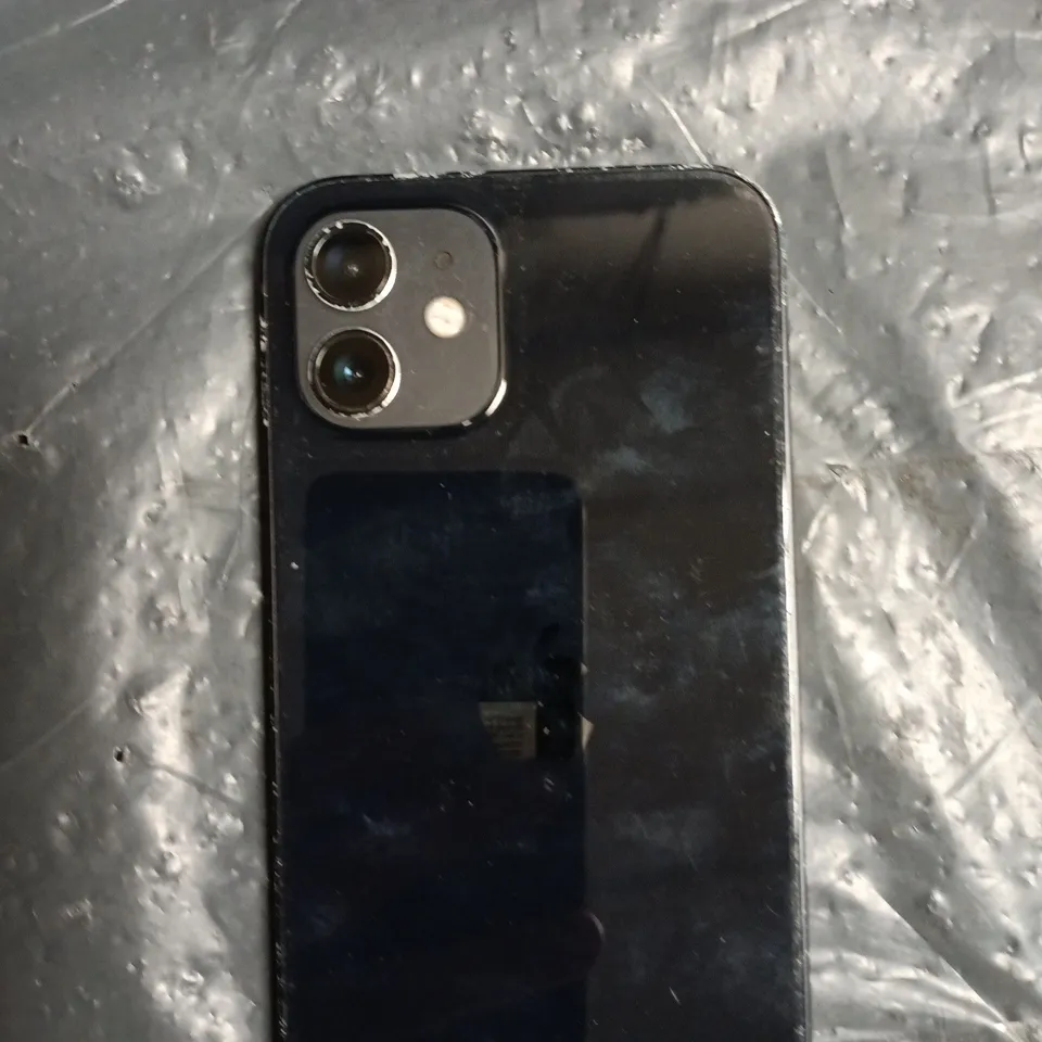 APPLE IPHONE 12 SMARTPHONE 