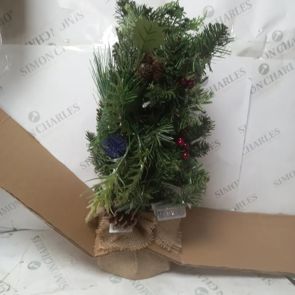 THISTLE TABLE TOP TREE PRE LIT BLUE  RRP £29.99