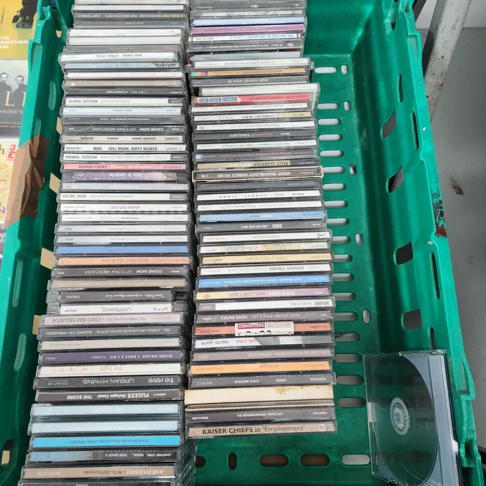 A VERY LARGE QUANTITY OF CDs FROM 80s / 90s /2000s
