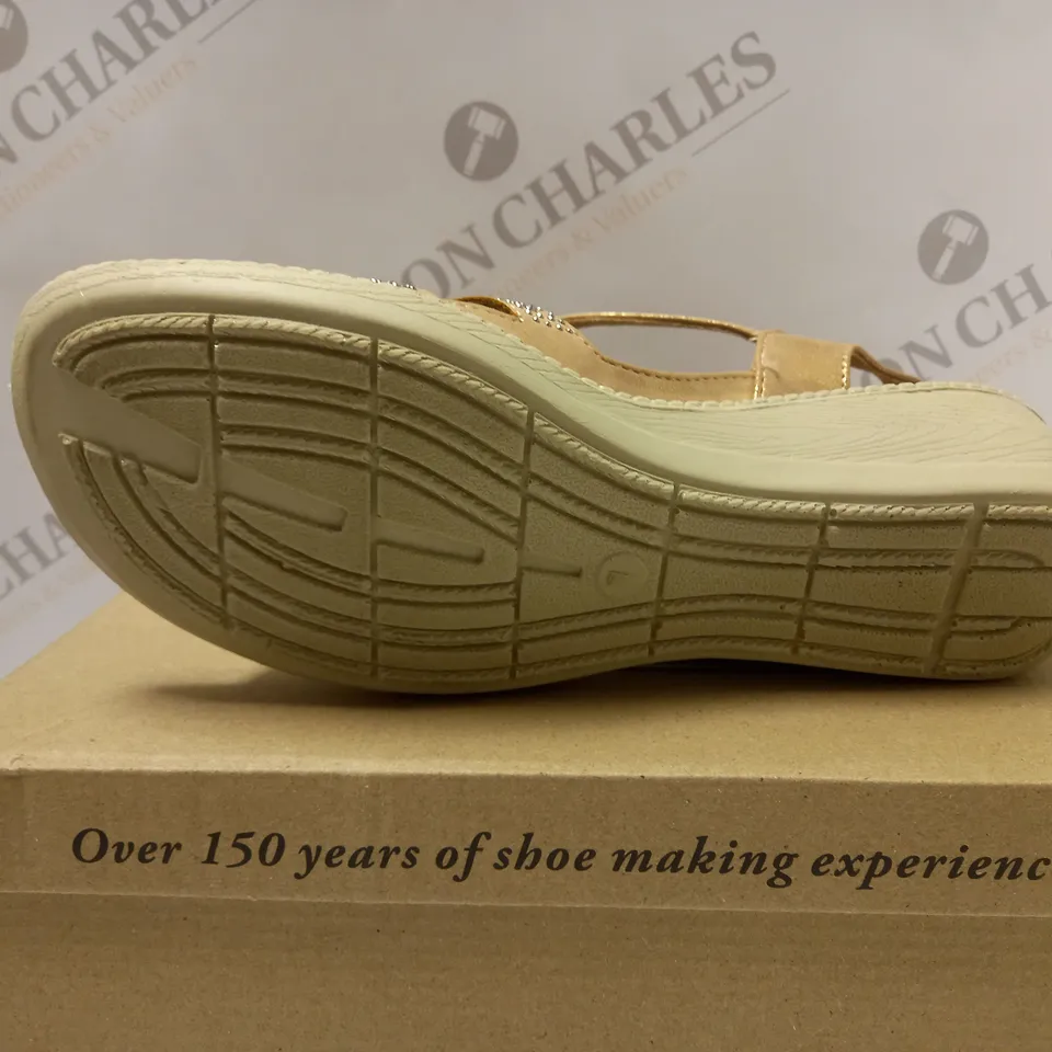 BOXED CUSHION WALK EMBELLISHED SANDALS, ROSE GOLD  - SIZE 7