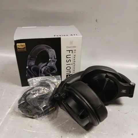 BOXED ONE ODIO FUSION A71 HEADPHONES