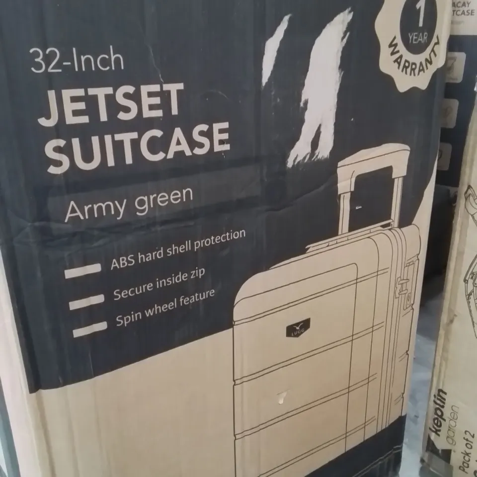 BOXED LUGG 32INCH JETSET SUITCASE ARMY GREEN 