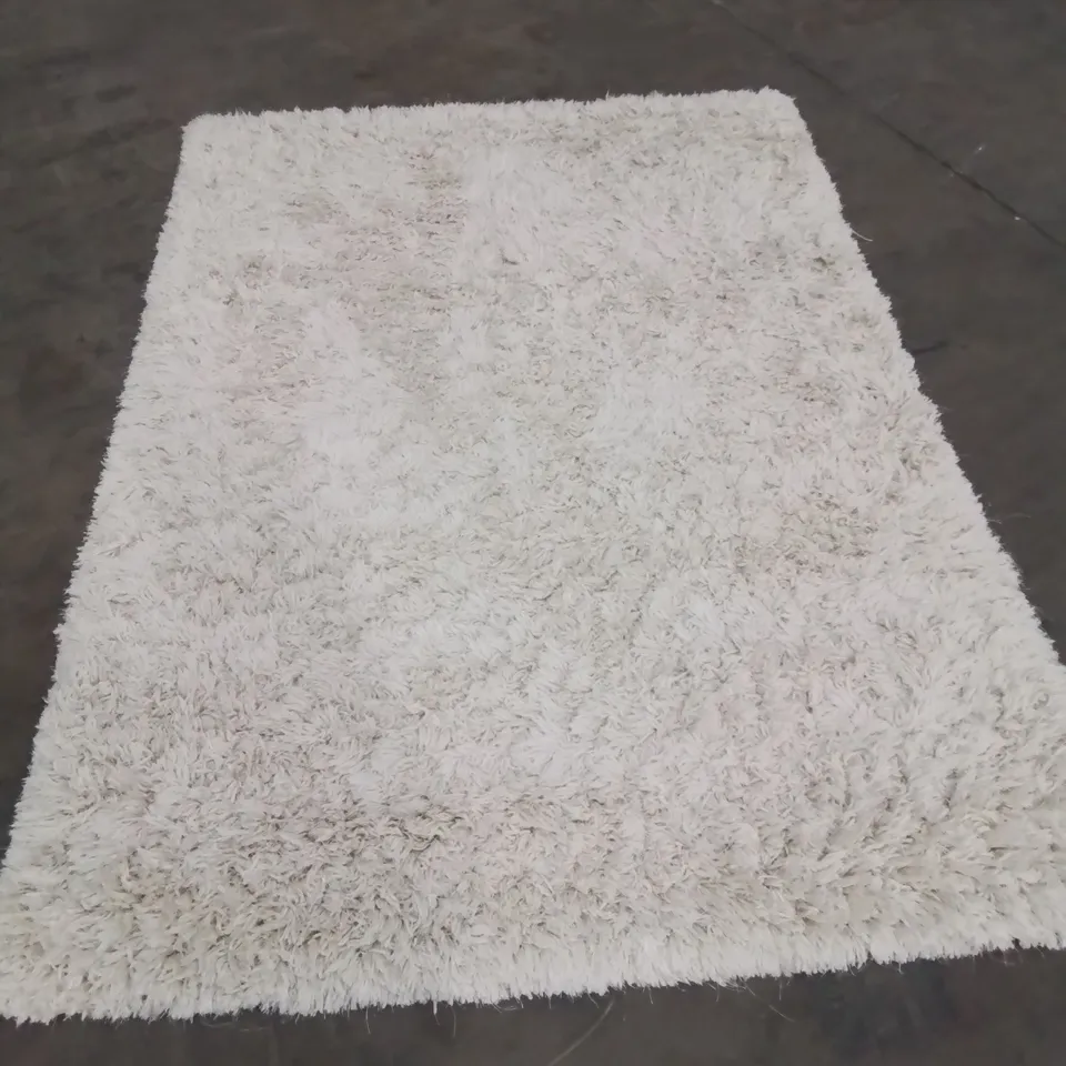SHAGGY CREAM RECTANGULAR AREA RUG