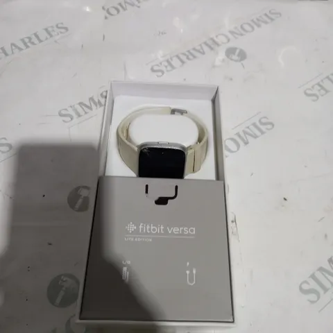 FITBIT VERSA - CREAM