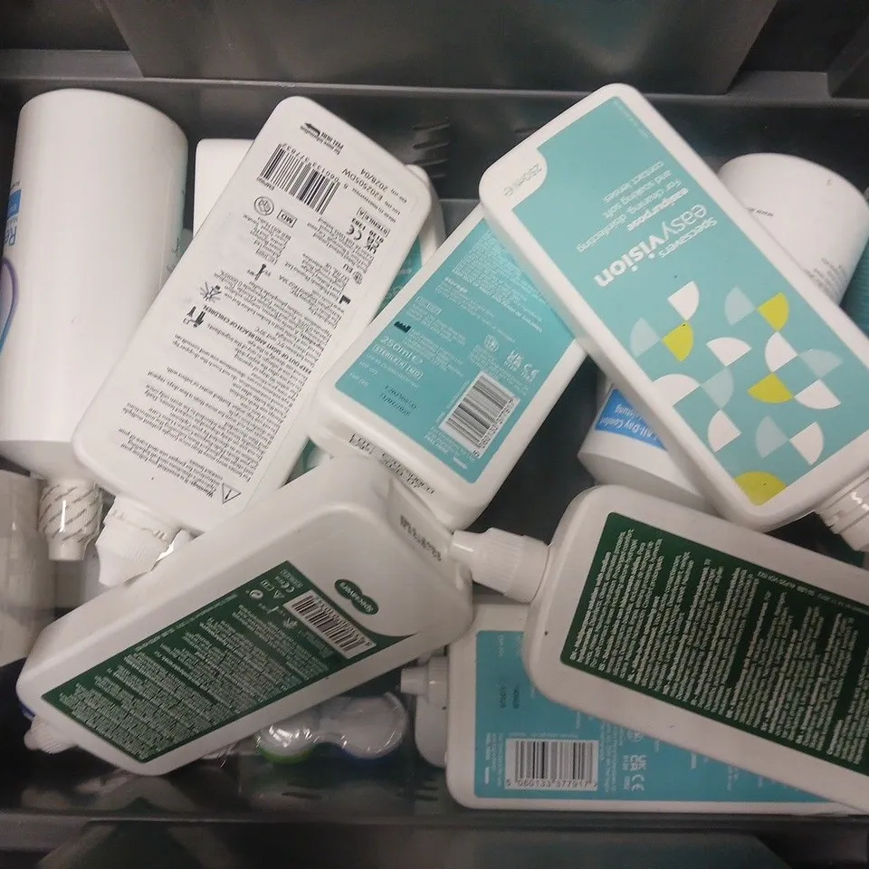 APPROXIMATELY 12 ASSORTED EYE SOLUTIONS TO INCLUDE SPECSAVERS EASYVISION, REVITALENS ACUVUE, BOOTS MULTI-PURPOSE LENS CARE, ETC - COLLECTION ONLY