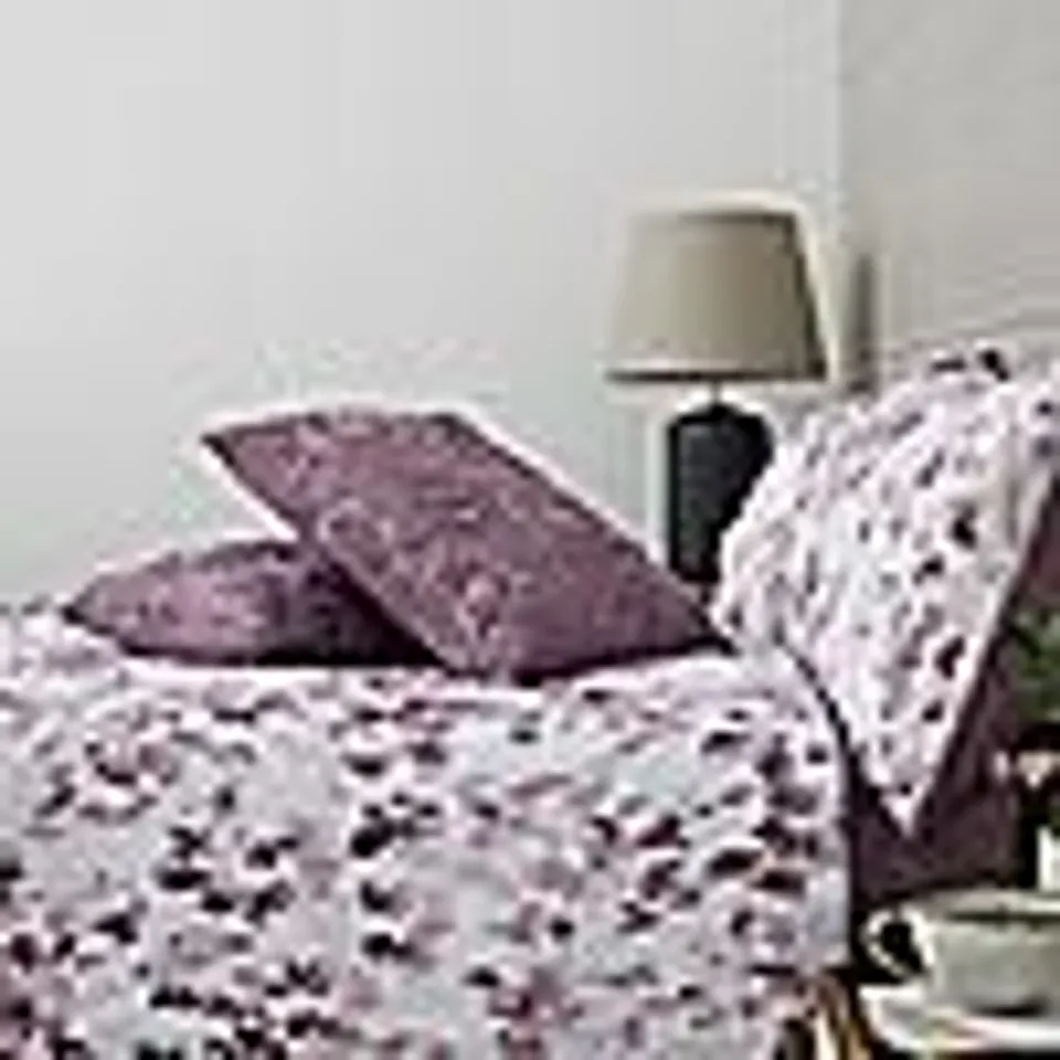 COZEE HOME TUFTED DECORATIVE CUSHION