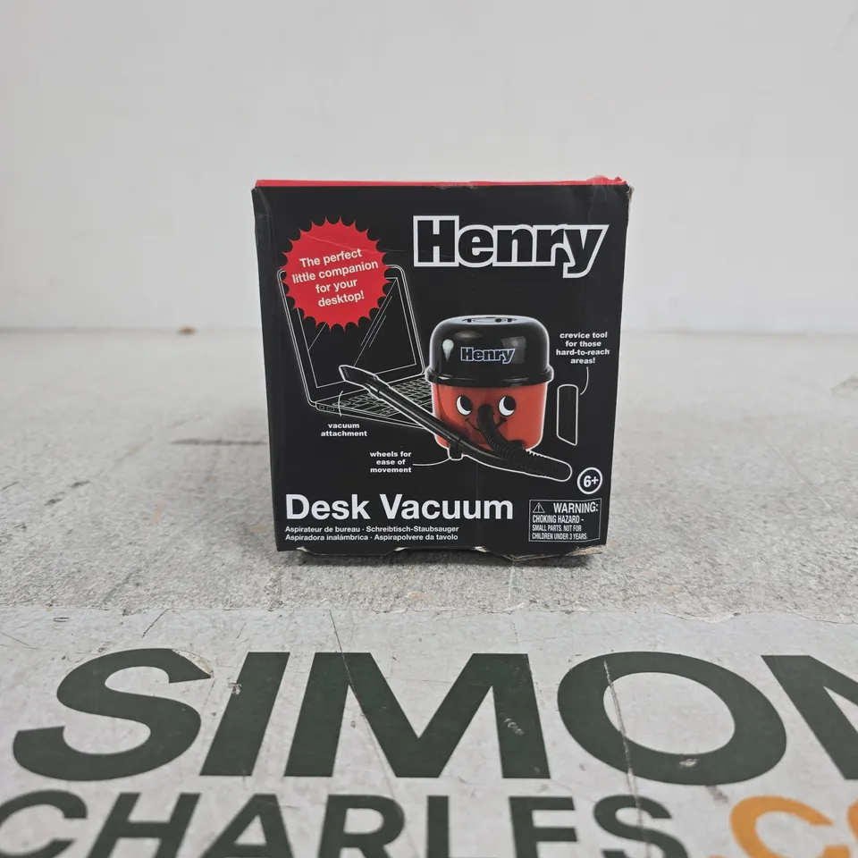 HENRY DESK VACUUM BOXED