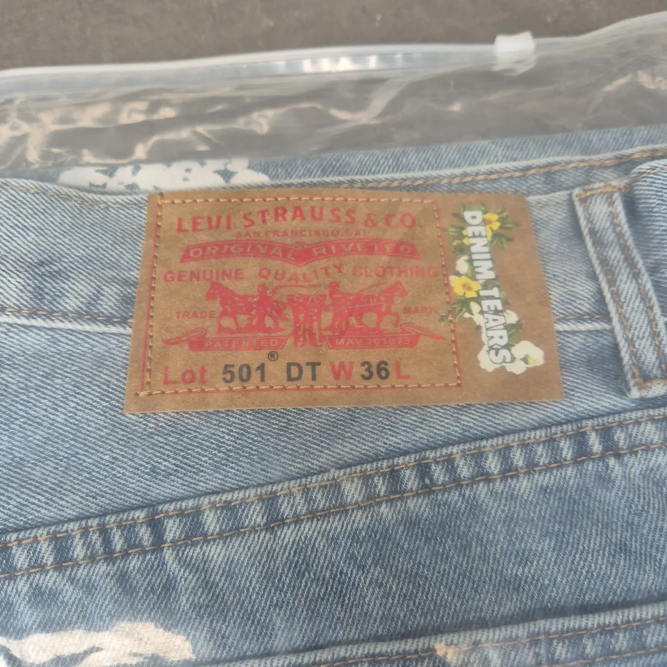 DENIM TEARS X LEVI STRAUSS 501 STRAIGHT LEG JEANS - SIZE 36