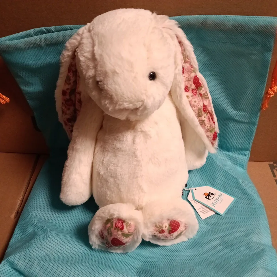 JELLYCAT LONDON CREAM BLOSSOM BUNNY PLUSH 