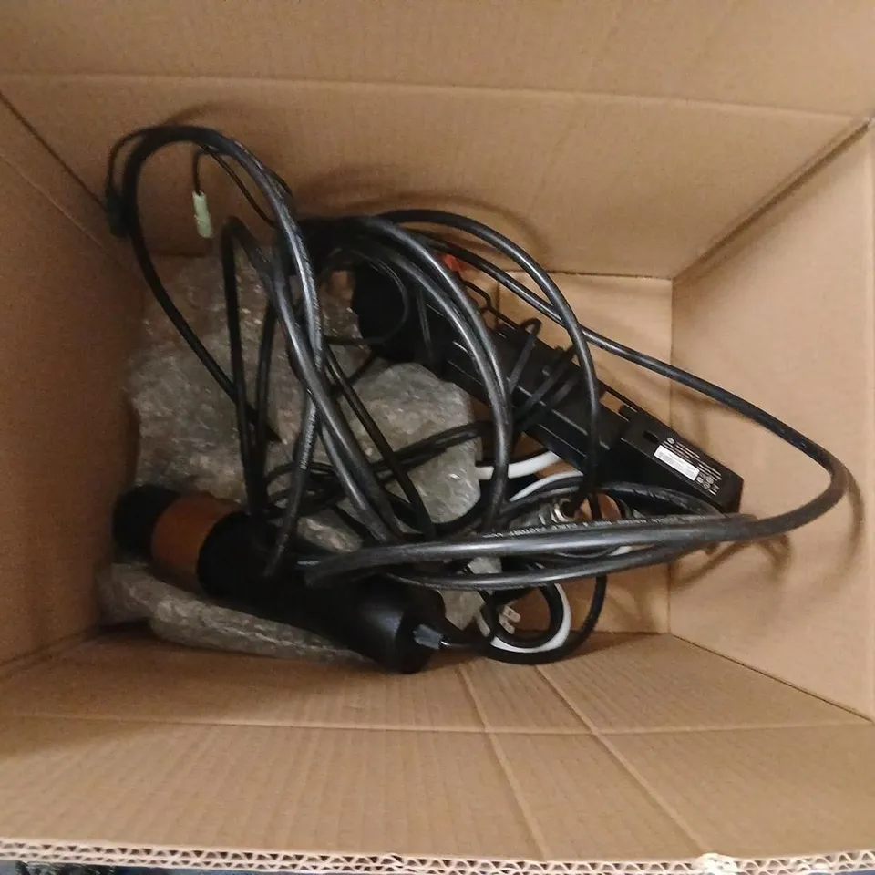 ASSORTED PRODUCTS TO INCLUDE; SWAN SLOW COOKER(NO LID), AND MASSAGE BELT