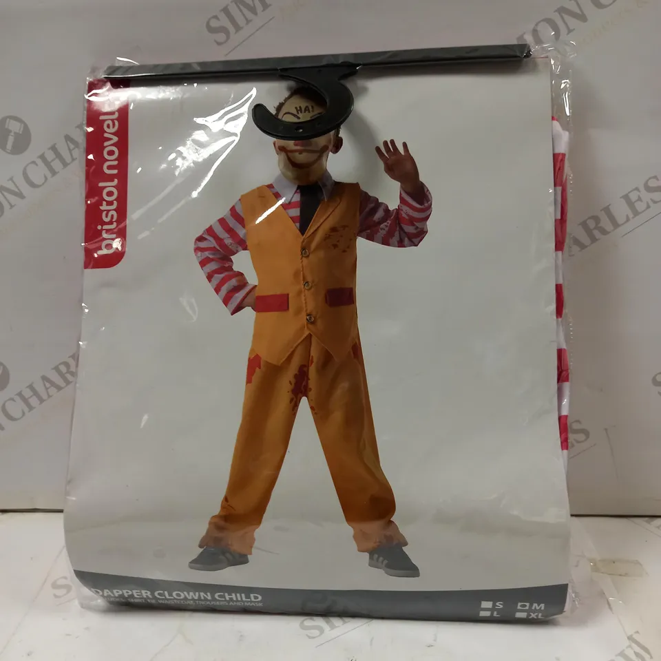 2 ASSORTED FANCY DRESS COSTUMES TO INCLUDE; DAPPER CLOWN MEDIUM AND PHANTOM OF DARKNESS STANDARD
