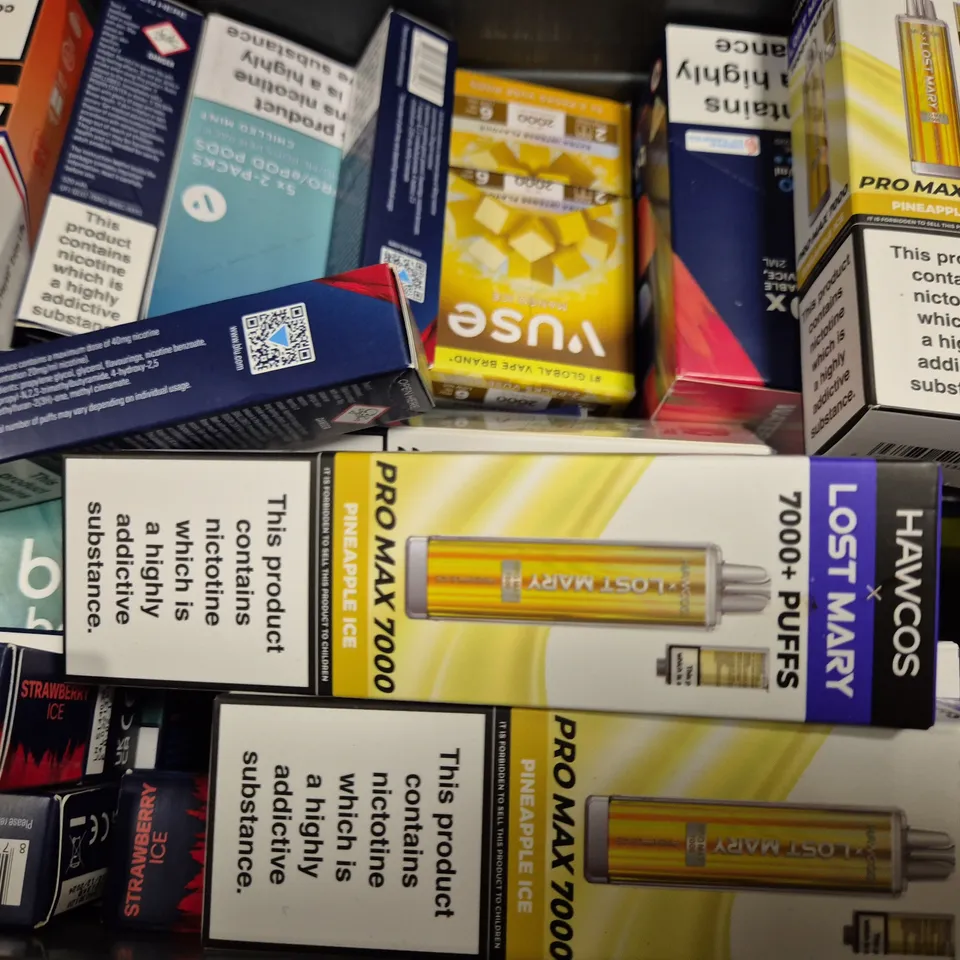 APPROXIMATELY 20 ASSORTED E-CIGARETTE PRODUCTS TO INCLUDE - BLU BAR , IVG PRO 12 , LOST MARY ETC