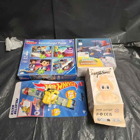 LARGE QUANTITY OF ASSORTED TOYS AND GAMES TO INCLUDE - DISNEY PUZZLE , HOT WHEELS , ETC