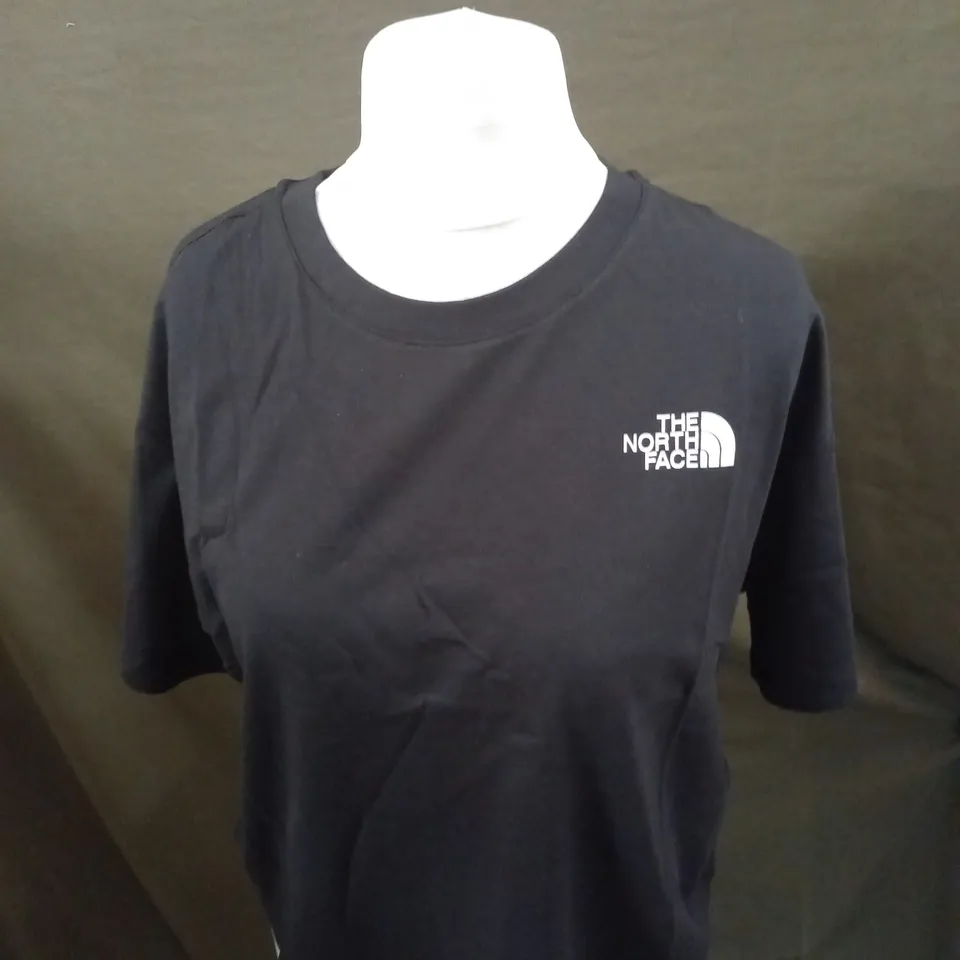 THE NORTH FACE T-SHIRT SIZE M