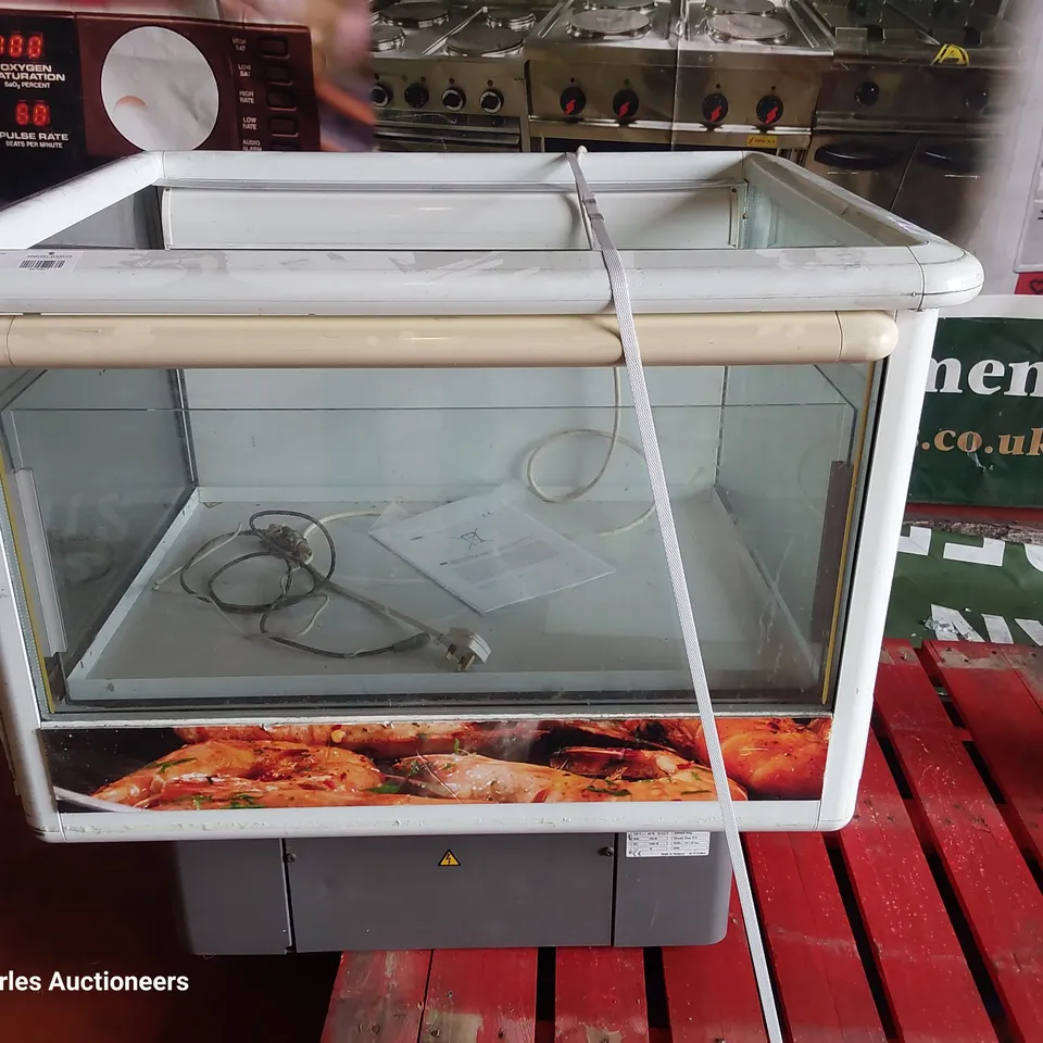 CARRIER OPEN DISPLAY CHEST FREEZER COI17