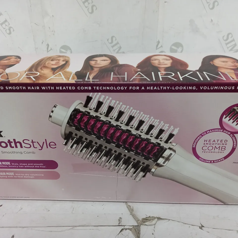 BOXED SHARK SMOOTHSTYLE HOT BRUSH & SMOOTHING COMB
