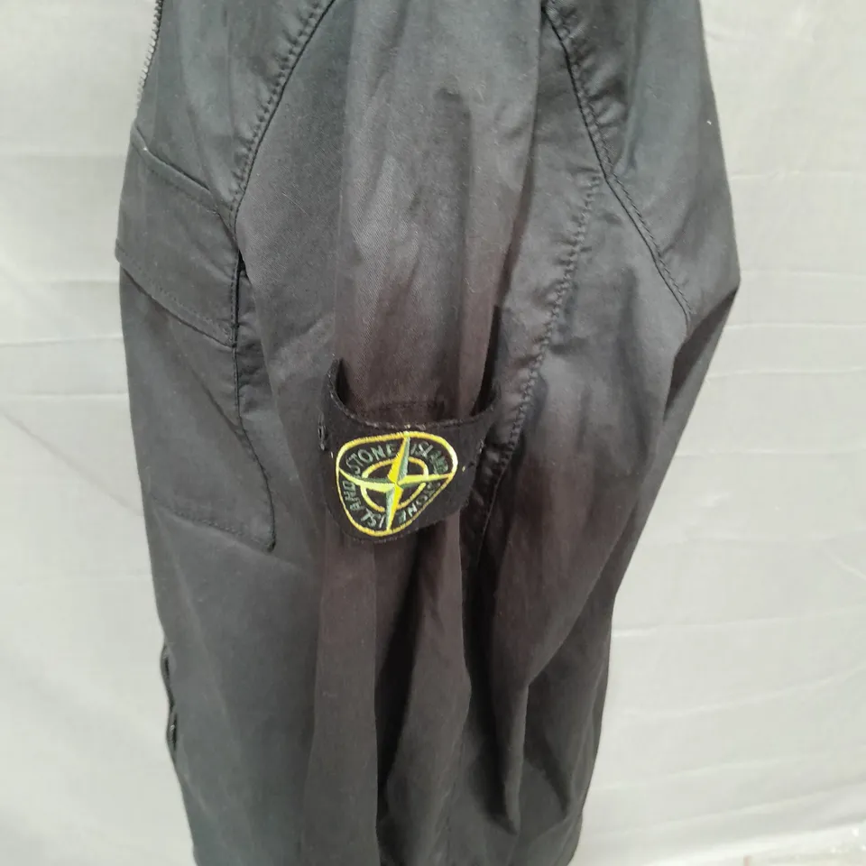 STONE ISLAND BLACK JACKET - MEDIUM