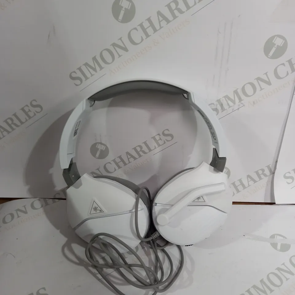 BOXED MULTIPLATFORM TURTLE BEACH RECON200 GEN 2 WIRED HEADSET 