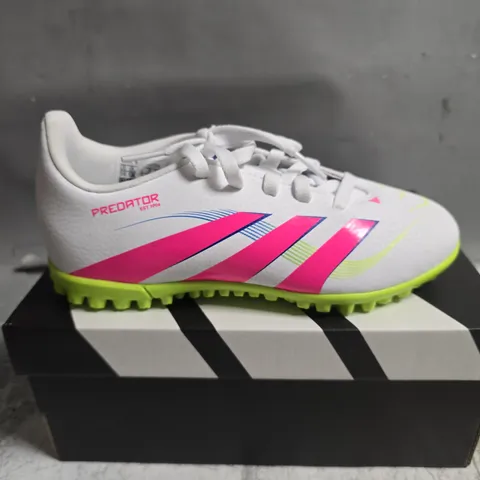 BOXED PAIR OF ADIDAS PREDATOR CLUB TF J BOOTS IN WHITE - UK 13K