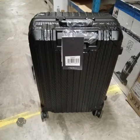 LUGG TRAVEL SUITCASE - BLACK