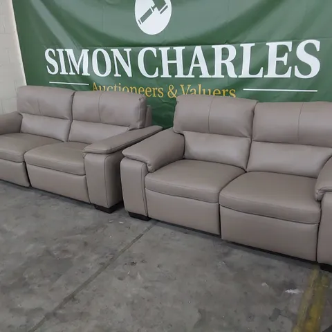 QUALITY ITALIAN DESIGNER GRADO POWER RECLINING SUITE COMPRISING THREE SEATER & LOVESEAT/TWO SEATER SOFAS LIGHT GREY LEATHER