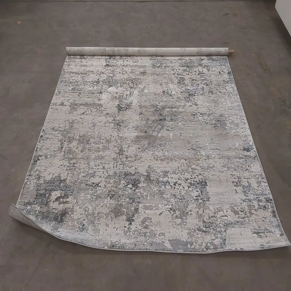 BRAND NEW SURYA NORLAND AREA RUG - LIGHT GREY // SIZE: 152 X 220cm
