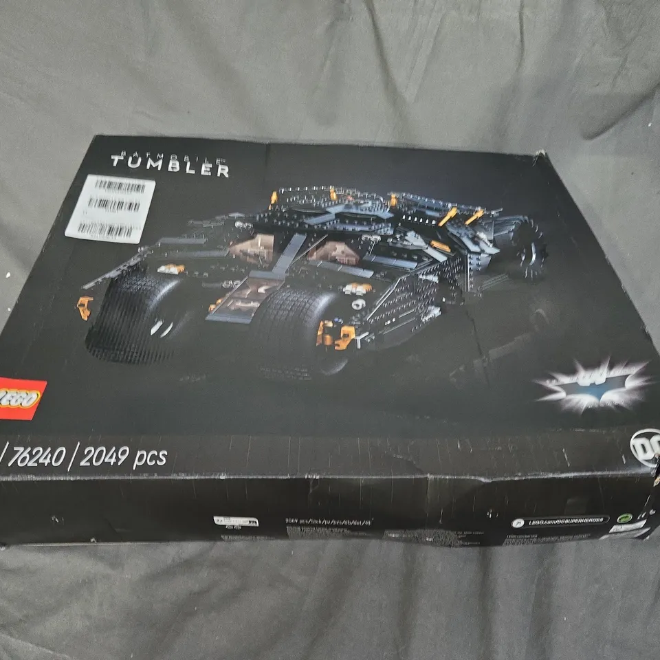 BOXED LEGO BATMAN THE DARK KNIGHT TRILOGY BATMOBILE TUMBLER - 76240 RRP £199.99