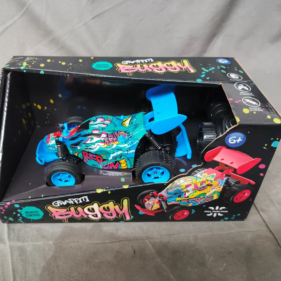 REMOTE CONTROL CAR – GRAFFITI DESIGN (6+)