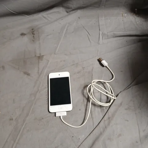 APPLE IPOD TOUCH 32GB