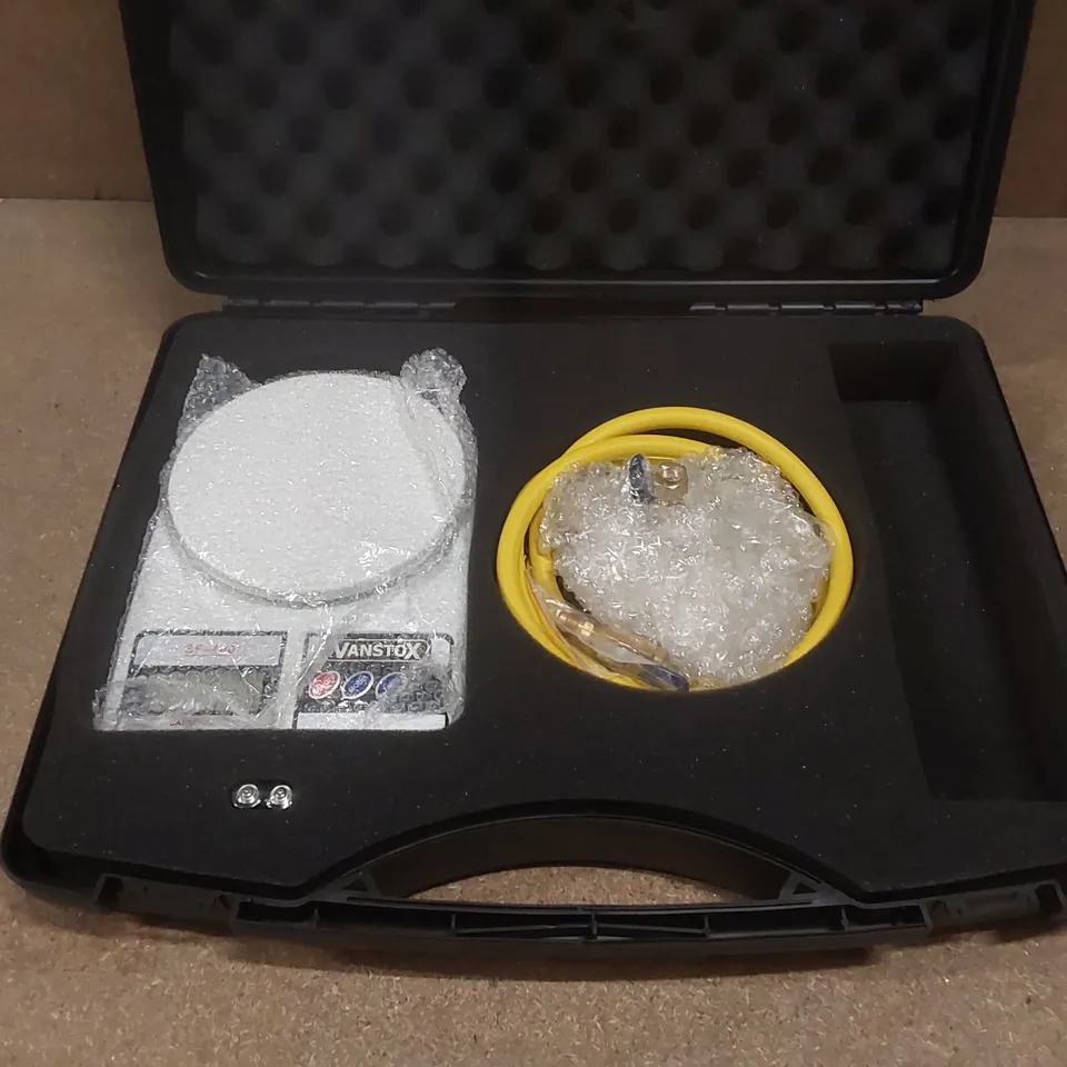 VANSTOX HYDROCARBON CHARGING KIT