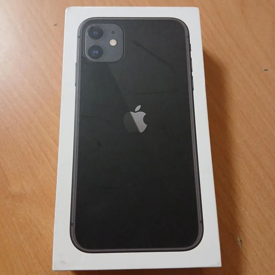 APPLE IPHONE 11 – BLACK, BOXED WITH CHARGER & USB-C TO LIGHTNING CABLE