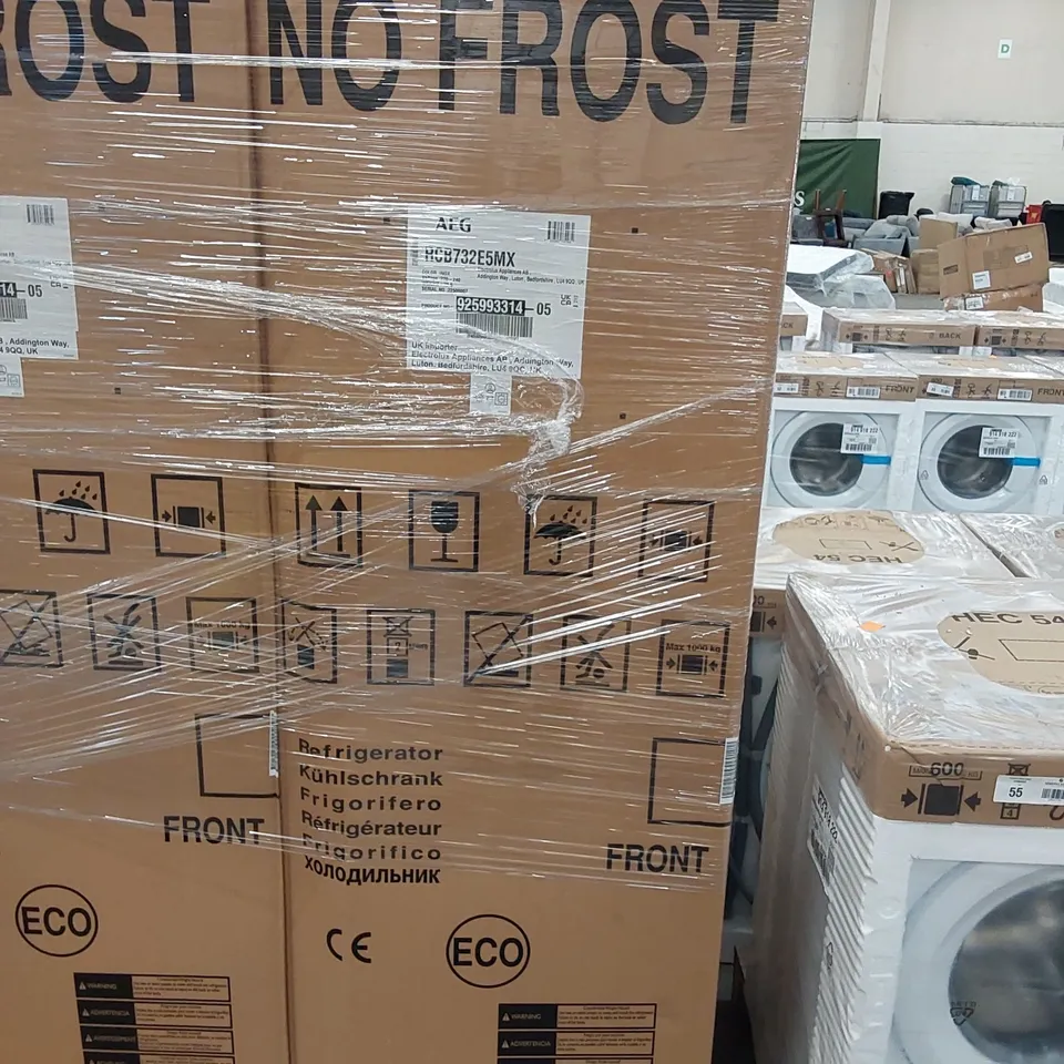 AEG RCB732E5MX FREESTANDING FRIDGE FREEZER, TWINTECH FROST FREE, 302 LITERS, STAINLESS STEEL