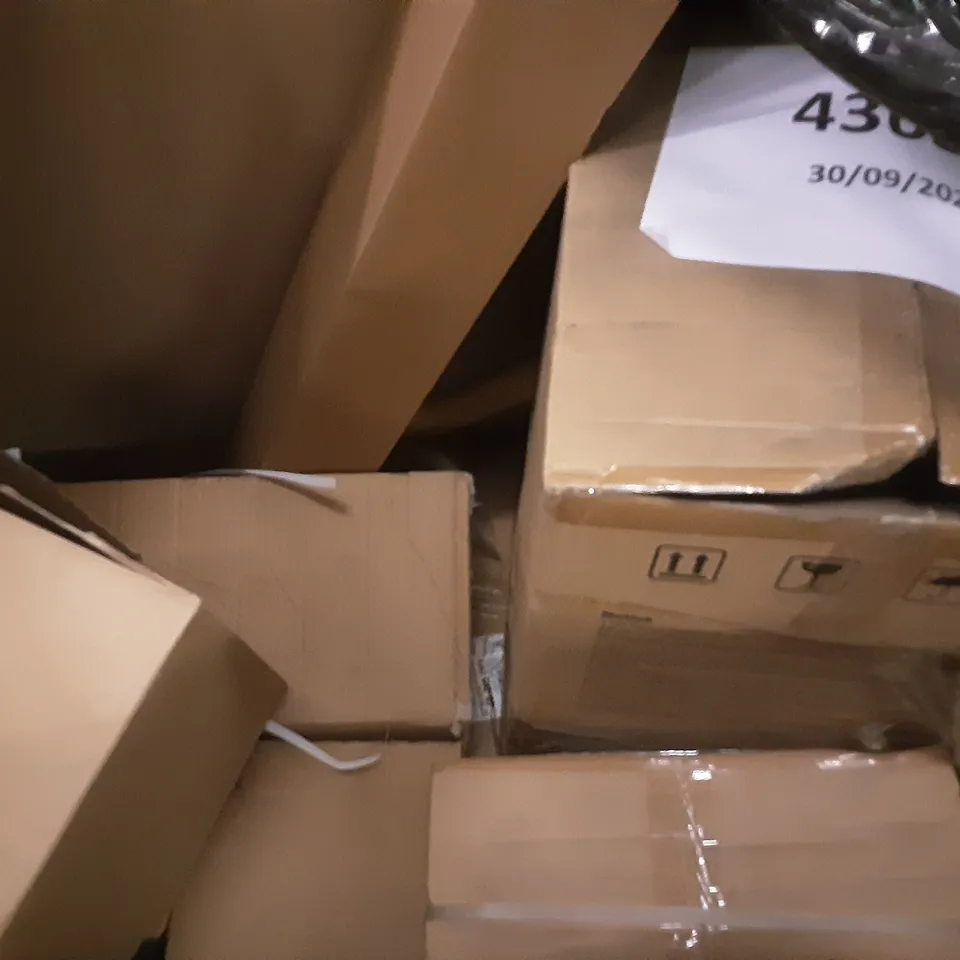 PALLET OF ASSORTED PRODUCTS INCLUDING AUTO PRESSURE SPRAYER, JUWEL AQUARIUM LED LIGHT STRIP, VEVOR TOOLBOX, CONCORD CLASSIC BOXFILE BLUE 