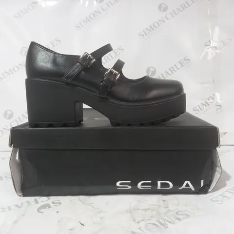 BOXED PAIR OF SEDAI PLATFORM BLOCK HEEL SHOES IN BLACK SIZE 5