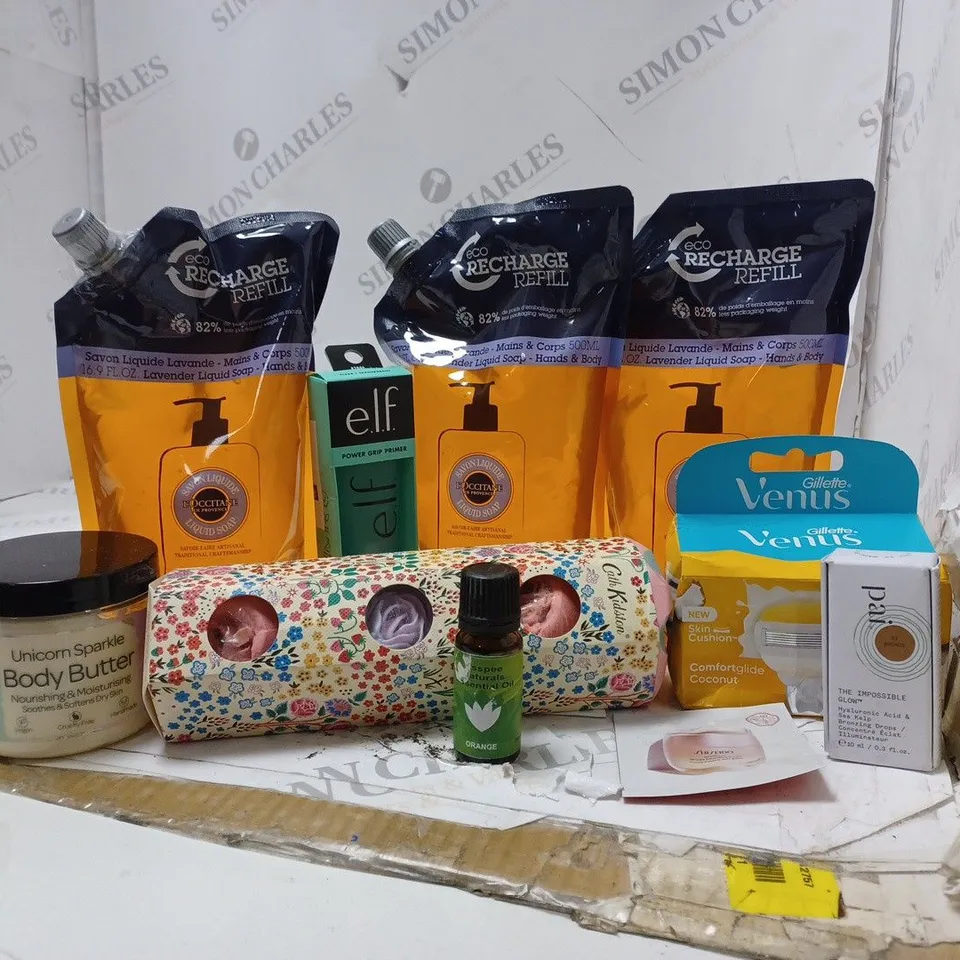LOT OF BEAUTY PRODUCTS TO INCLUDE LIQUID SOAP, UNICORN SPARKLE BODY BUTTER, ETC