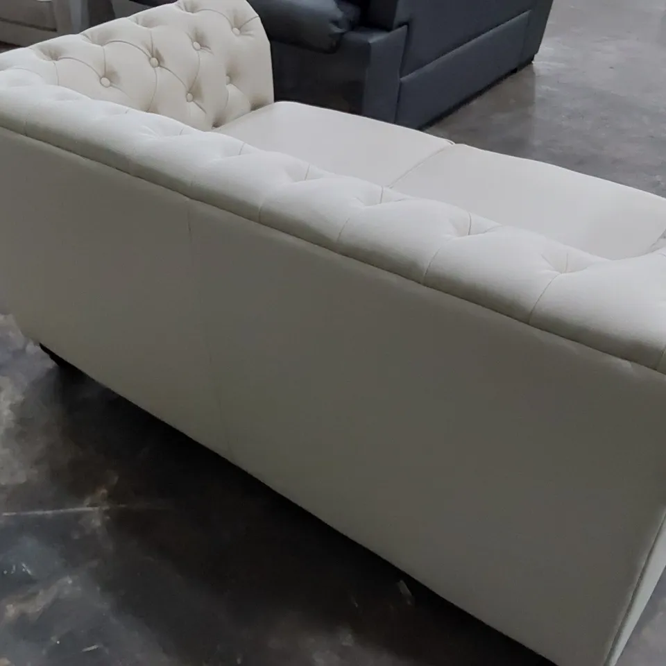 DESIGNER CHESTERFIELD TWO SEATER SOFA WHITE LEATHER 