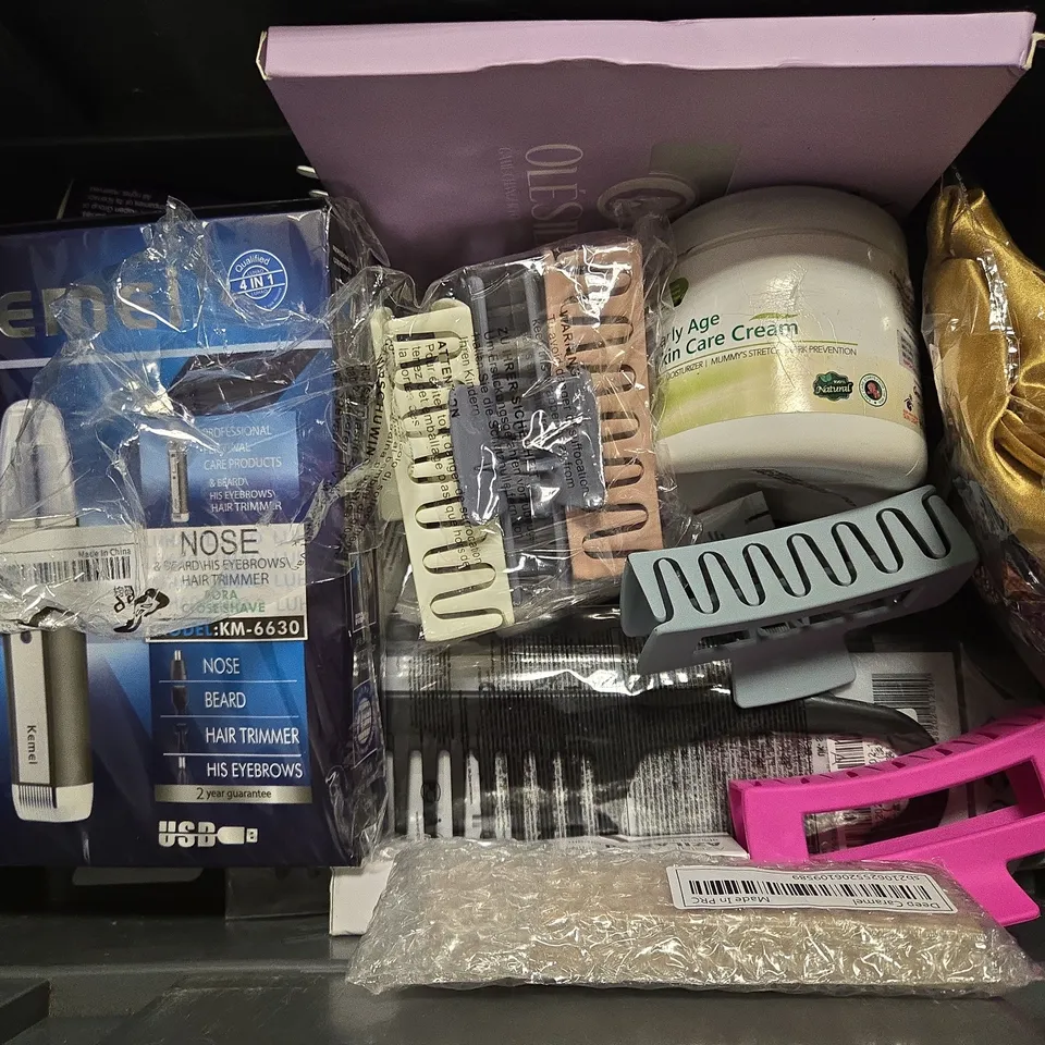 APPROXIMATELY 9 ASSORTED HEALTH & BEAUTY ITEMS TO INCLUDE - TED BAKER BODY WASH , SUNIRA ADVANCED PIGMENT CORRECTOR SERUM ETC