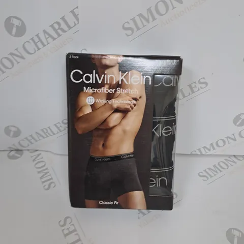 BOXED CALVIN KLEIN CLASSIC FIT BOXER BRIEFS SIZE S