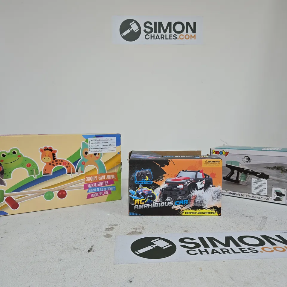 BOX OF APPROXIMATELY 10 ASSORTED TOYS INCLUDING RC AMPHIBIOUS CAR, CHILDREN'S TOY HOOVER AND EDDY TOYS CROQUET GAME ANIMAL