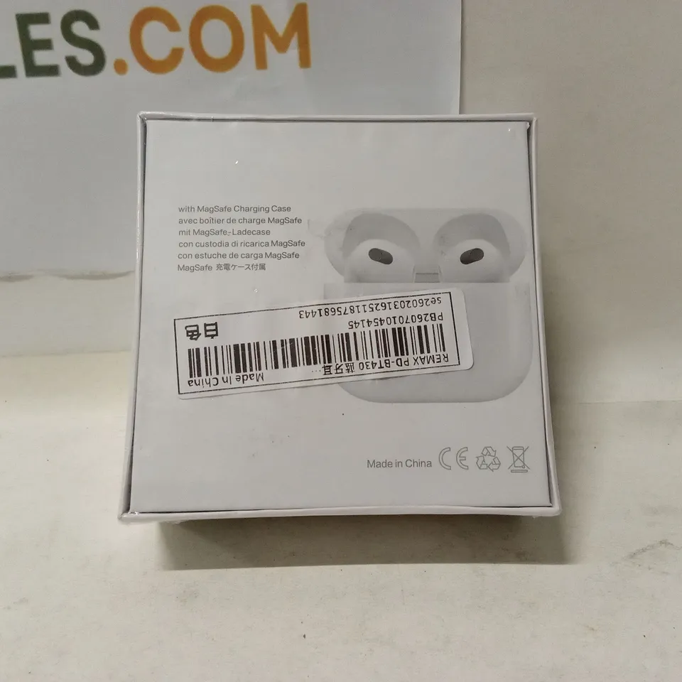 BOXED PAIR RX TRUE WIRELESS EARBUDS