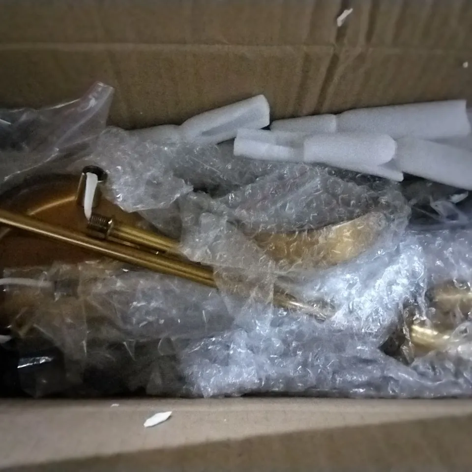 BOXED BRAUNSTE 8 LIGHT SPUTNIK CHANDELIER 