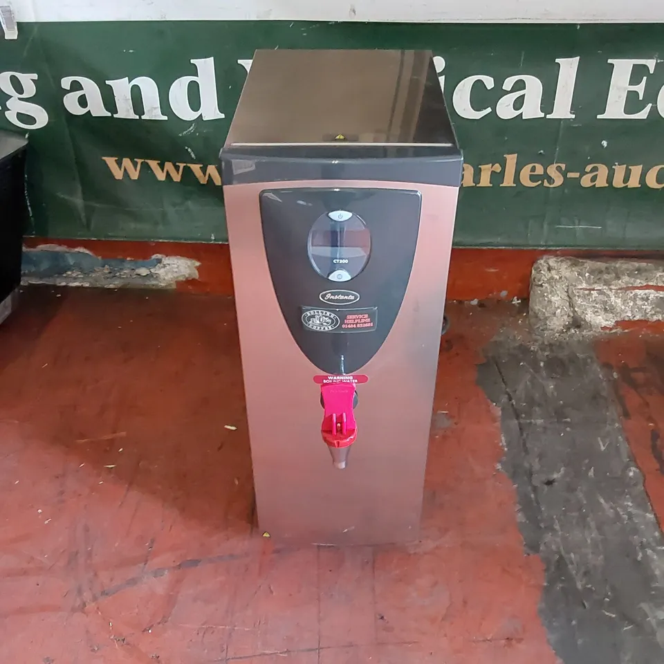 ISTANTA CT300 AUTOMATIC FILL COUNTER-TOP WATER BOILER AND DISPENSER