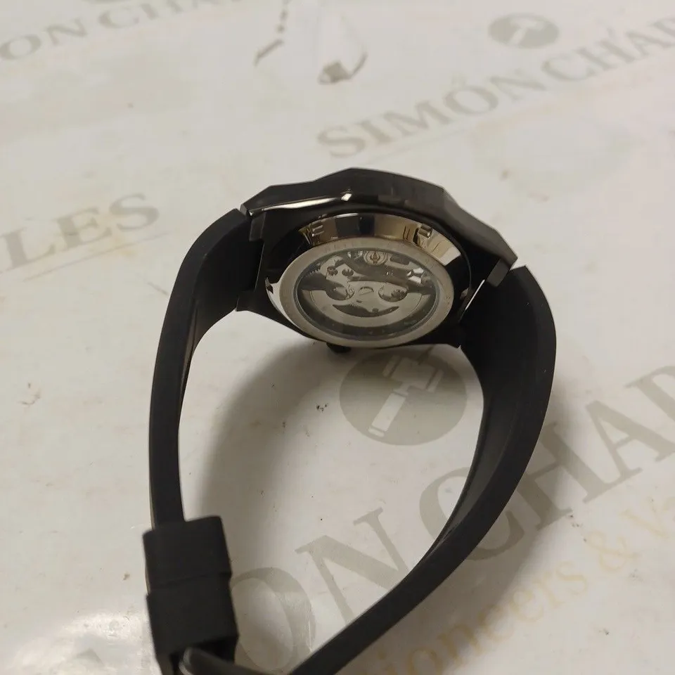 EDISON MEN'S ROADSTER HEXAGON WATCH