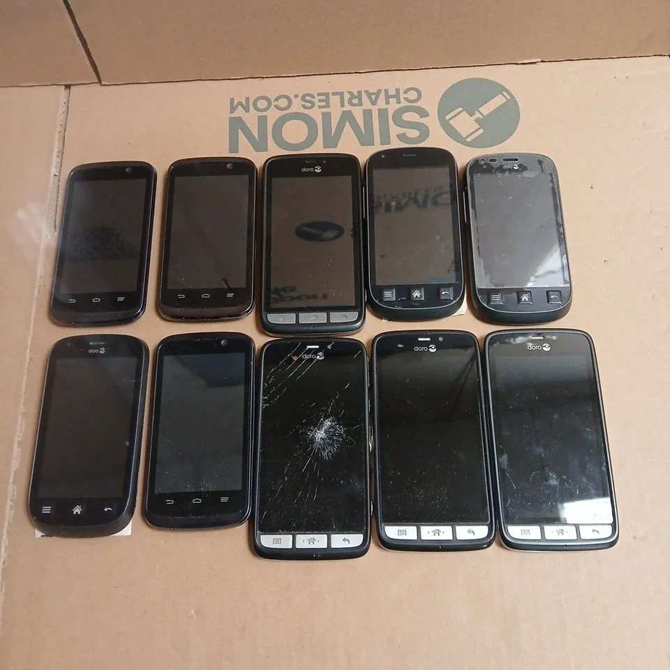 10 X ASSORTED SMARTPHONES IN VARIOUS MODELS TO INCLUDE ZTE, DORO ETC 