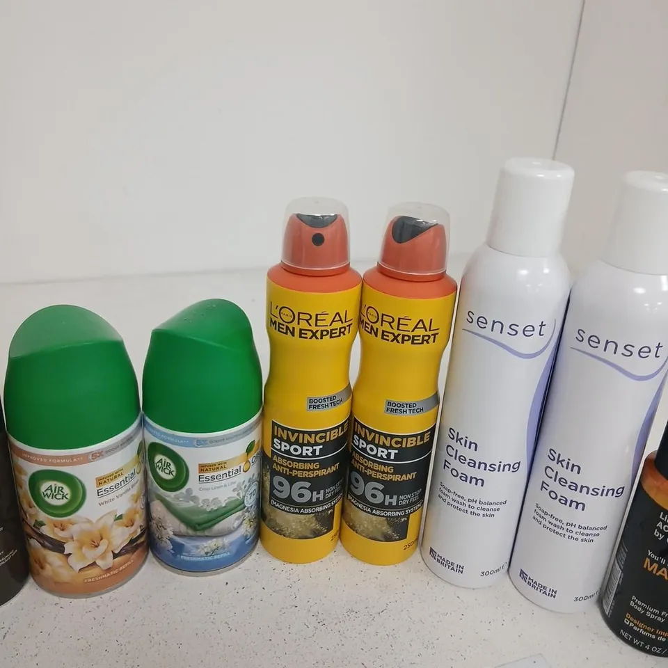 APPROXIMATELY 28 ASSORTED AEROSOLS TO INCLUDE; ASSORTED HEALTH & BEAUTY LOT: HAIRCARE, SKIN CARE, DEODORANTS & FRAGRANCES