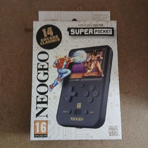 NEO GEO POCKET HANDHELD CONSOLE – BOXED WITH 14 ARCADE CLASSICS (PEGI 16)