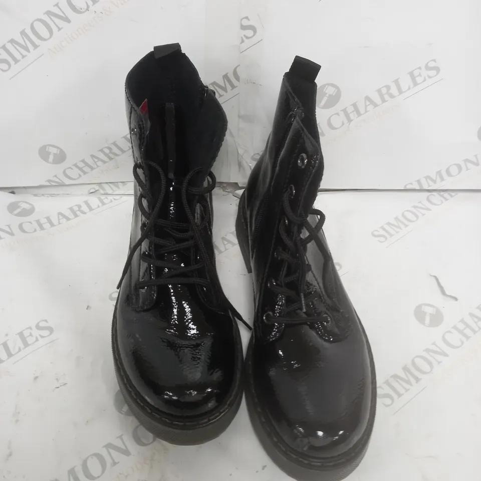 RIEKER LACE UP BOOT BLACK SIZE 6