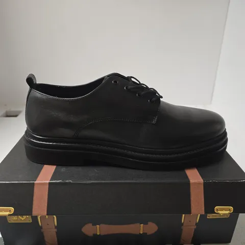 WALK LONDON BROOKLYN DERBY BLACK LEATHER SIZE 10 BOXED