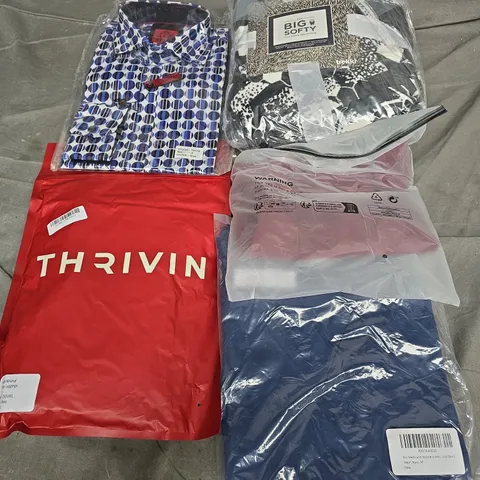APPROXIMATELY 35 ASSORTED CLOTHING ITEMS IN VARIOUS SIZES, STYLES & COLOURS TO INCLUDE BRANDS SUCH AS THE BIG SOFTY, THRIVIN, BRITISH DESIGNED, ETC - COLLECTION ONLY