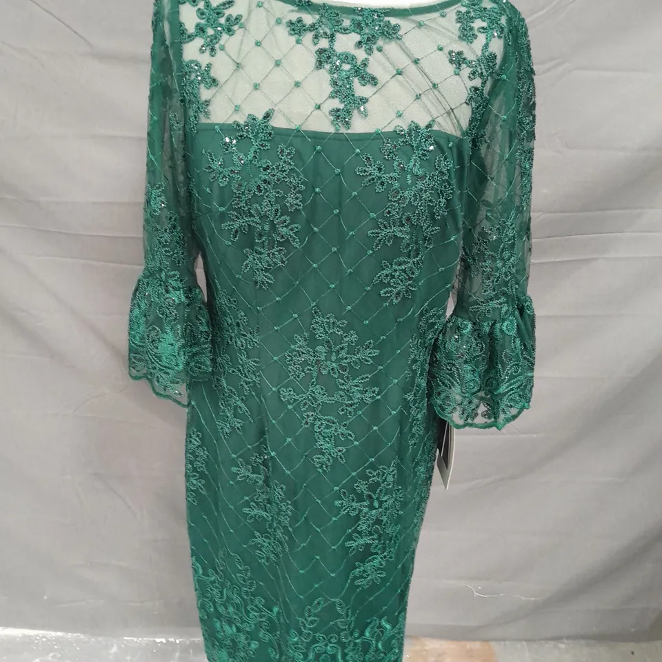 ADRIANNA PAPELL EMBROIDERED BELL SLEEVE DRESS IN DEEO FOREST - SIZE 14
